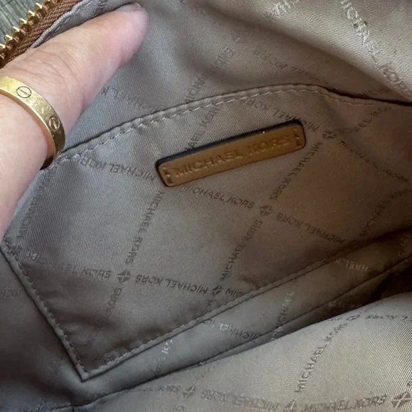 Michael Kors Carmela Pochette Cross Body Bag Leather Shearling Faux Fur Trim - Picture 3 of 5